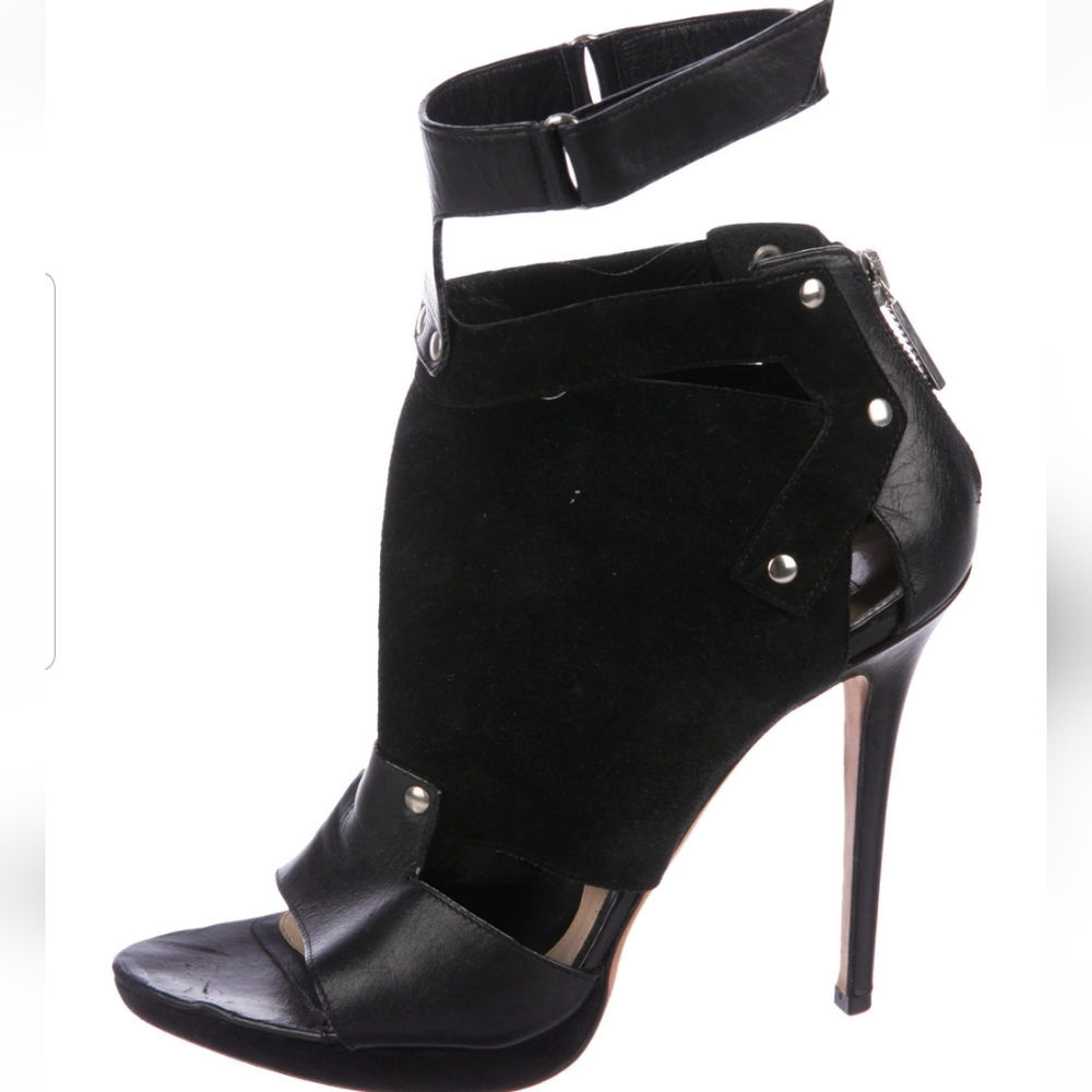 HERVE LEGER BLACK HALIA LEATHER BOOTIE PUMPS....Size - 8